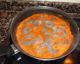 Foto del paso 6 de la receta: Langostinos en salsa