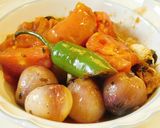 உருளை ஸ்டவ்ட் டம்ப்லிங்க்ஸ் கூடிய தக்காளி குழம்பு (Urulai stuffed dumblings recipe in tamil) ரெசிபி ஸ்டேப் 4 புகைப்படம்