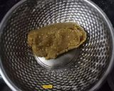 A picture of step 4 of Moong Beans Masala Khakhra.