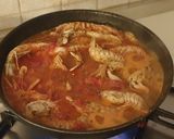 Foto del passaggio 3 della ricetta Mezzi paccheri al sugo di cannocchie
