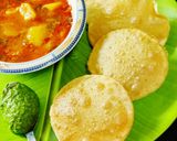 पूरी आलू टमाटर की सब्जी(poori aloo tamatar ki sabzi recipe in hindi) रेसिपी चरण 5 फोटो