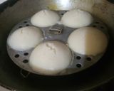 सूजी की इडली और चटनी(suji ki idli aur chutney recipe in hindi) रेसिपी चरण 2 फोटो