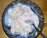 A picture of step 1 of Kaju chicken.
