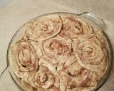 A picture of step 9 of Cinnamon bun apple pie.