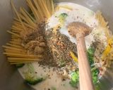 A picture of step 4 of Linguine-ish (vegan).