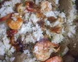 Foto langkah ke 3 dari resep Nasi Goreng Thailand Simple.