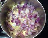 A picture of step 3 of Kadhi pakora.
