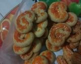 Foto langkah ke 4 dari resep Butter cookies.