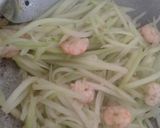 Foto langkah ke 2 dari resep Tumis pepaya muda.