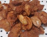 Foto langkah ke 6 dari resep Ayam Goreng Bawang (Batam).