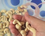 સોલટેડ ફા્ય કાજુ(Solted Fry cashew Recipe in Gujarati) રેસીપી સ્ટેપ2ફોટો