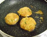 A picture of step 4 of Noodles Cutlet.