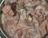 Gambar langkah 1 resipi Paru Sambalado Limau Purut.