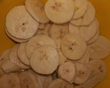 A picture of step 1 of Fresh plaintain and egg frittata.