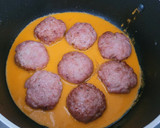 Foto del paso 5 de la receta: Albóndigas de cerdo con uvas manzanas y espaguetis