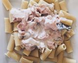 Foto del paso 3 de la receta: Fideos mostachol con salsa bechamel parisien