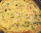 A picture of step 3 of Smoked mozzarella and asparagus Frittata.