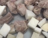 Hình bước làm 2 của món Mì hoành thánh xá xiu
