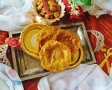 A picture of step 5 of Methi Masala Puri 😋.