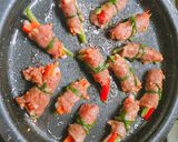 Hình bước làm 5 của món Bò cuộn rau củ