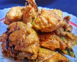 A picture of step 5 of Crispy crunchy alu k pakore.