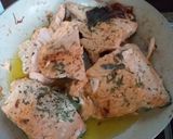 Foto del passaggio 2 della ricetta Salmone in padella