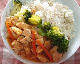 Foto del paso 4 de la receta Pollo agridulce con brócoli y arroz aromático