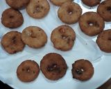 A picture of step 4 of Upma vada.