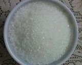 A picture of step 3 of Homemade Strawberry shake 😊😊😊.