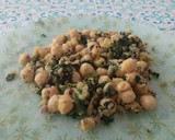 Foto del paso 5 de la receta: Garbanzos con quinoa y espinacas
