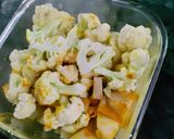 A picture of step 1 of Cauliflower (Govi) Aloo Fry with Onion Flowers.