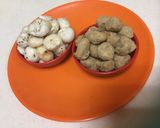 A picture of step 1 of Paneer  Balti with Soya-Makhana.