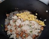 Foto langkah ke 3 dari resep Yakimeshi (Japanese Fried Rice) | SIMPLE, ENAK DAN GURIH.