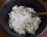 Foto del paso 2 de la receta: Sándwiches de queso de cabra con ricotta y nueces con cúrcuma