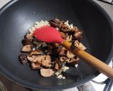 Foto langkah ke 2 dari resep Cah timun Jepang&jamur shitake.