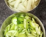 A picture of step 1 of Kakrol Dry Sabji.