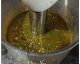 A picture of step 3 of Kabab wali Chutney (coriander and mints ki chutney).
