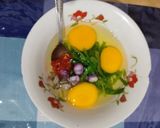 Foto langkah ke 2 dari resep Telur Dadar Barendo Khas Minang.