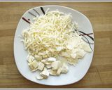Zöldséges szalámis pizza recept fázis 4 fotója