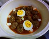 A picture of step 3 of Mutton kofta salen.