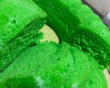 Foto langkah ke 8 dari resep Bolu pandan kukus.