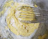 A picture of step 1 of Mango crêpe cake.