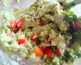 A picture of step 3 of Guacamole in 5 min.
