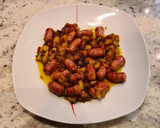 Foto del paso 4 de la receta: Salchichas frescas con patatas y pimientos