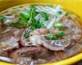Hình bước làm 2 của món Gân bò nấu mì Chũ