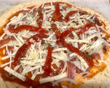 Foto del paso 5 de la receta: Pizza casera con masa de orégano y aceite
