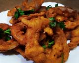 A picture of step 3 of Onion crispy pakora.