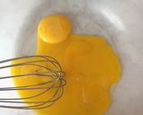 A picture of step 1 of Homemade mayonnaise.