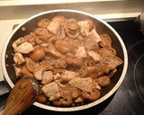Foto del paso 6 de la receta: Níscalos con pollo marinado