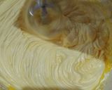 Foto langkah ke 2 dari resep Marmer Cake.